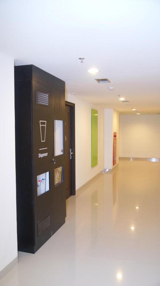 Amaris Hotel Mangga Besar Jakarta Exterior photo