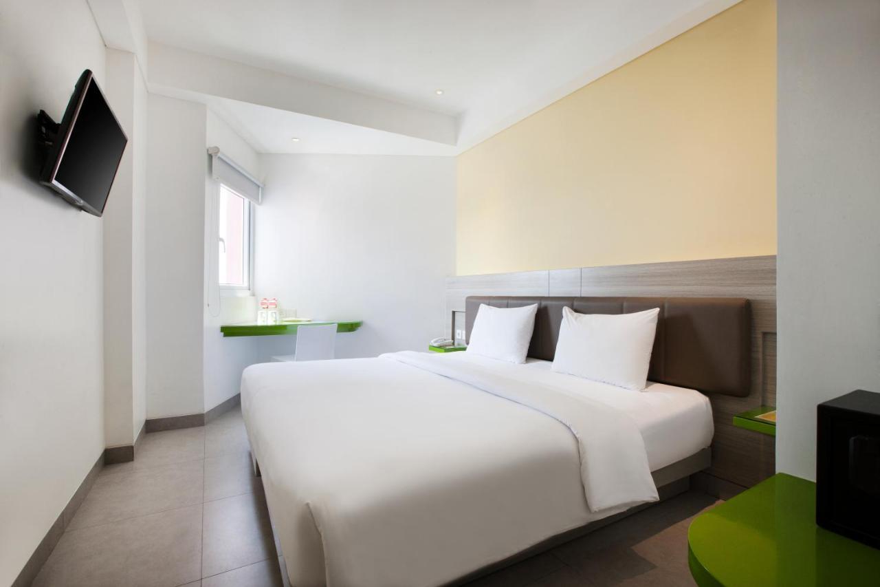 Amaris Hotel Mangga Besar Jakarta Exterior photo